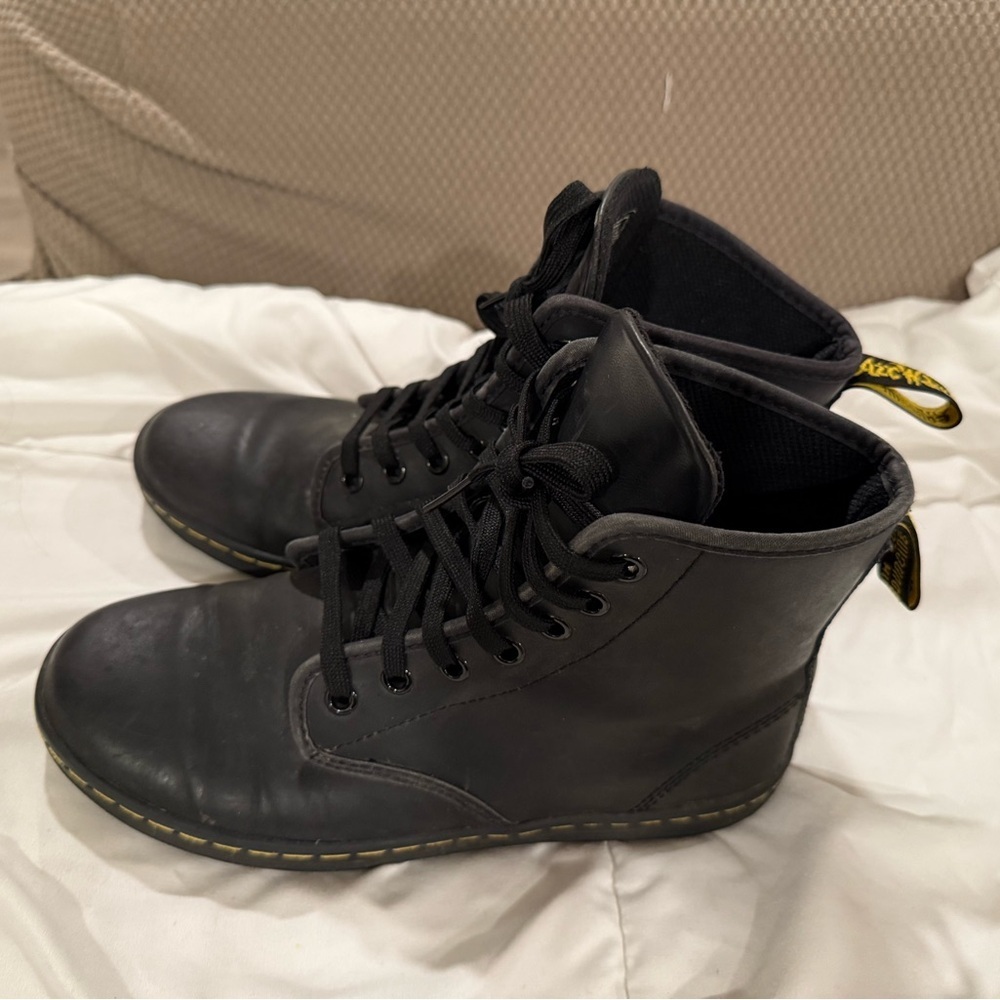 Dr. Martens Shoreditch Boots​​ - Picture 6 of 9